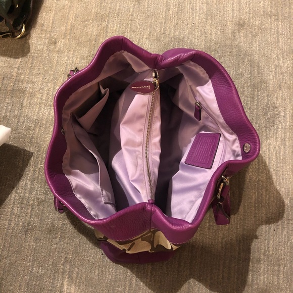 Coach purse - Picture 3 of 5